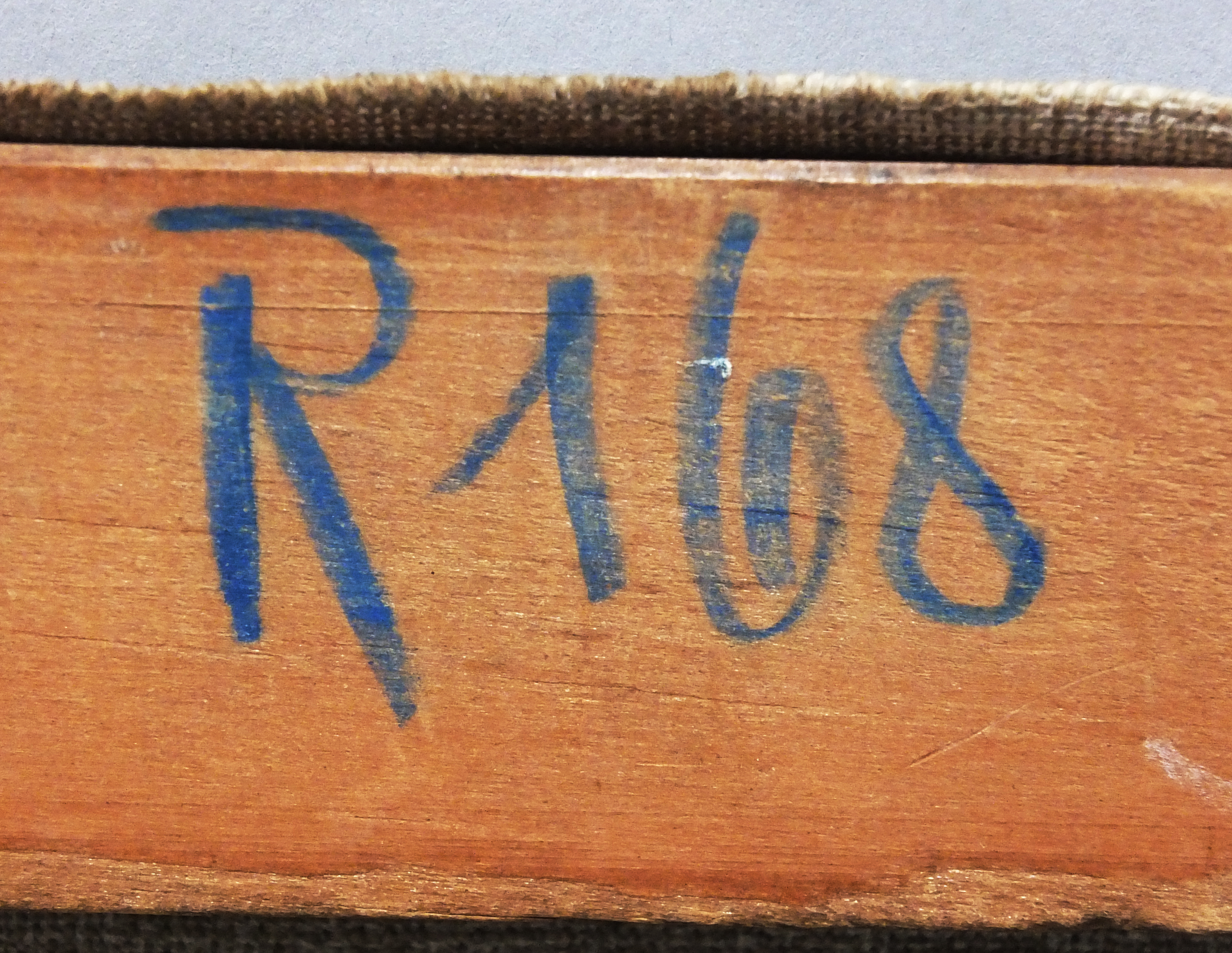 mnr/MNR00980/MNR 980_c_MuseeduLouvre_détail inscription 3 bis.jpg